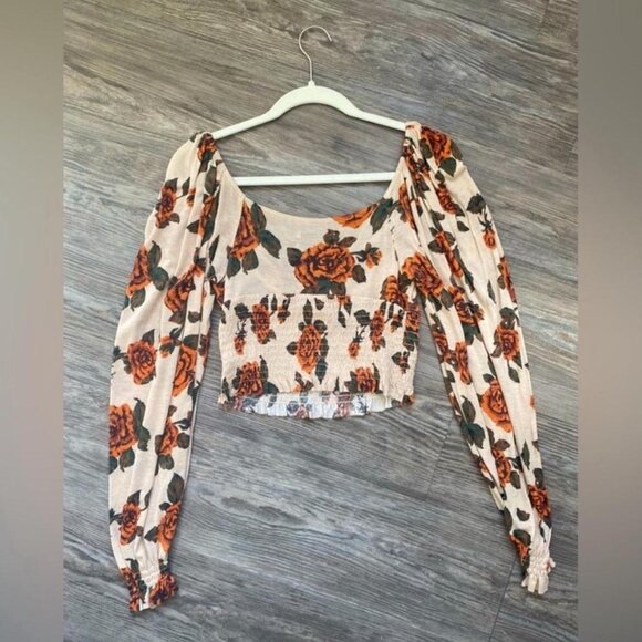 Urban Outfitters Floral Rose Print Smocked Long Sleeve Top Crop Bohemian Indie - Picture 4 of 4